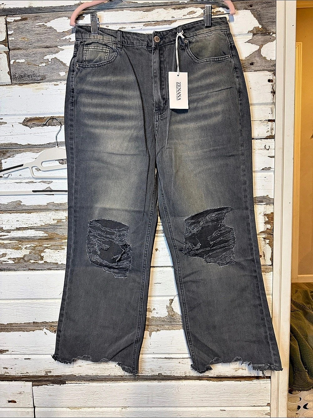 Zenana Distressed Straight Leg Jeans in Gray Waist 30 NWT ((026